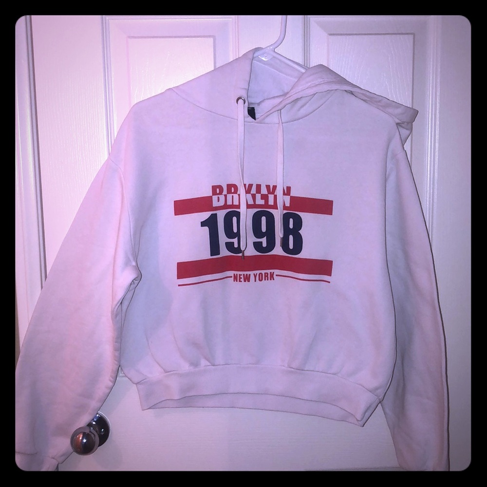 New York Cropped Hoodie
